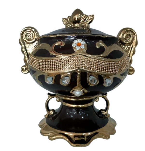 Sopera marrón